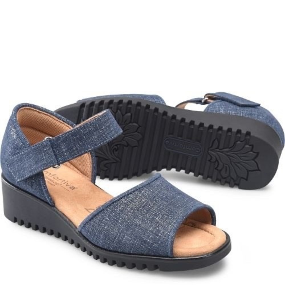 Comfortiva Daniella low wedge Sandals blue denim uppers women's size 10 casual